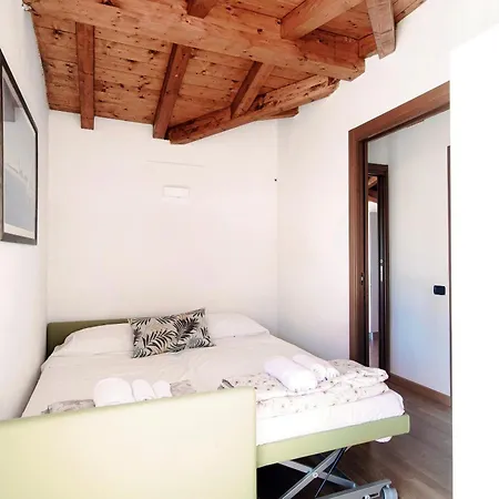 アパート Relax Tra Montagna E - Private Parking *